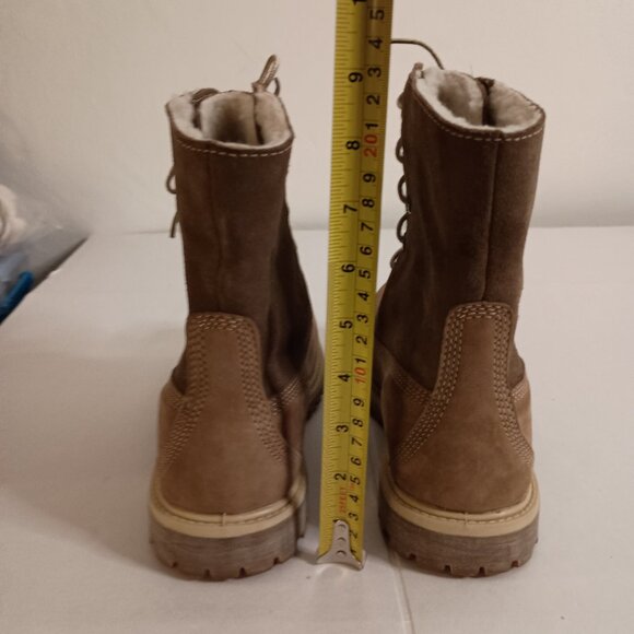 Timberland 2 Tone Tan Suede Sherpa Lined Boots Waterproof Women’s Size 8 - Picture 10 of 16